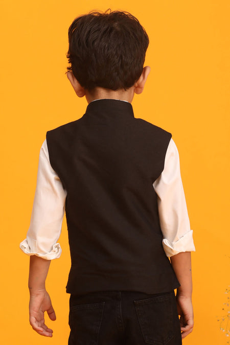 VASTRAMAY Black Mirror Work Viscose Sleeveless Ethnic Jacket Baap Beta Set